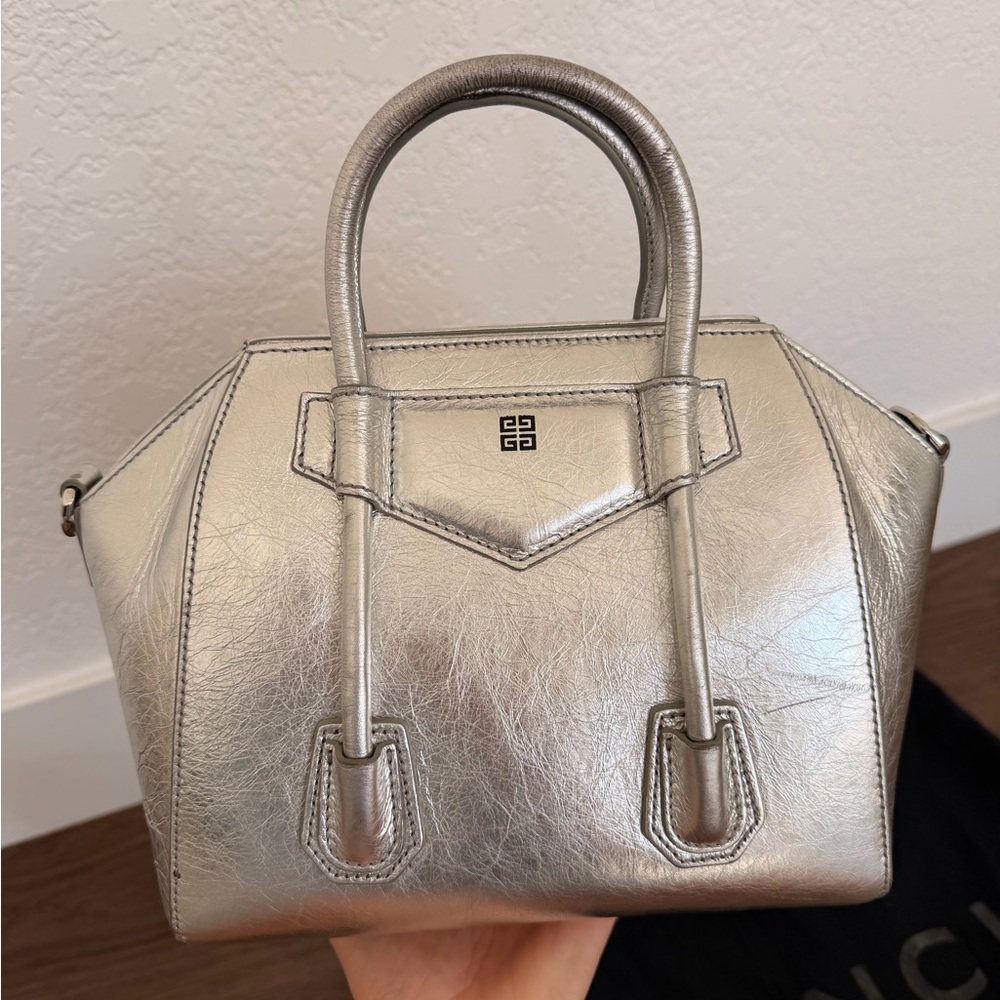 Givenchy Mini Antigona Shark Lock Bag - Picture 2 of 6